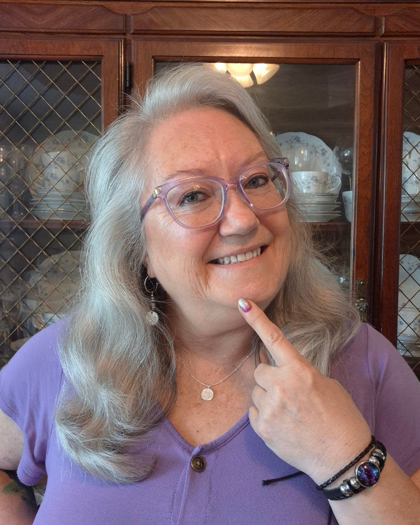 I know.
You are wondering what I am up to half the time. Sometimes I never know :)

Questions are running through your mind.
💜What does she really do? 
💜Does it take a lot of time?
💜Can I I have fun doing it?

There are others but these have been the most asked.

Thursday night, August 20th at 8 pm ET, you TAKE A LOOK to see what Lemongrass Spa is all about. 
I'd love for you to join me. Even if you are the tiniest bit interested or curious. If one of your questions are answered, it will be worth your time.

Comment LOOK and I'll send you the event when it starts.